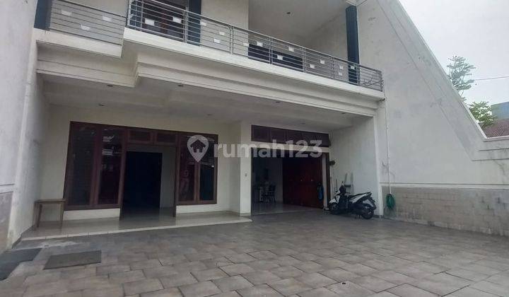 Rumah Lokasi Tengah Kota Surabaya Komersial Area Cocok Untuk Kantor  1