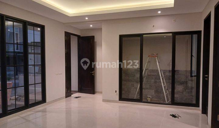 Rumah Baru Gress Minimalis di Grand Island Pakuwon City Sukolilo 3