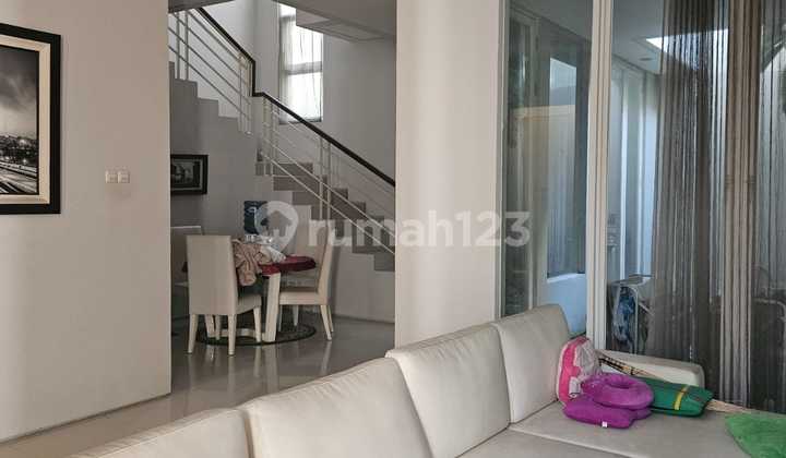 Rumah Furnished Royal Residence Blenhiem 2