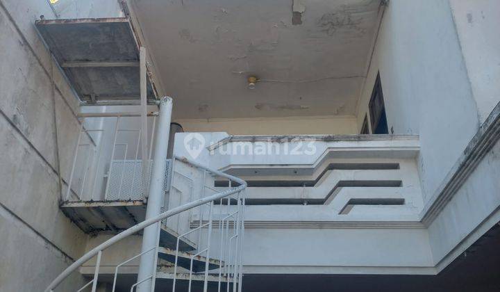 Rumah Lokasi Strategis Terawat Siap Huni di Kupang Indah Surabaya 2