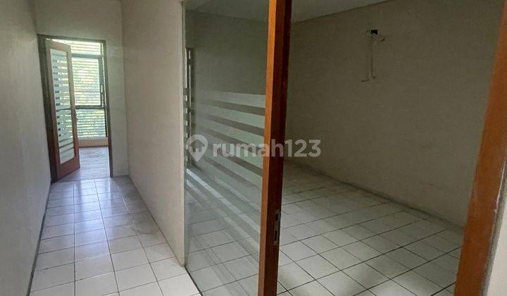 Ruko Siap Pakai 3 Lantai di Kertajaya Surabaya 2