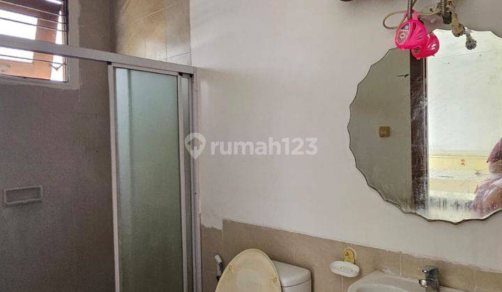 Rumah Siap Huni Kawasan Elit Graha Family Surabaya Barat 2