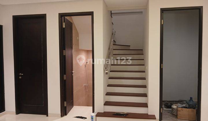 Rumah Baru Gress Minimalis di Grand Island Pakuwon City Sukolilo 4