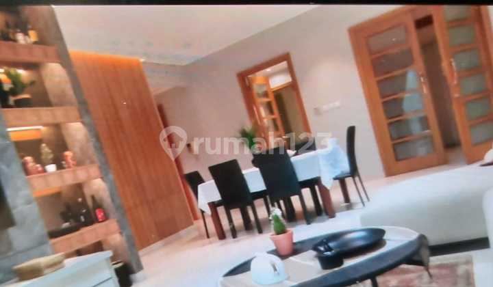 Dijual Disewakan Apartemen Senayan Residence Tipe 3 BR 2