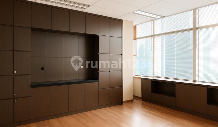 Dijual Office di Equity Tower SCBD
