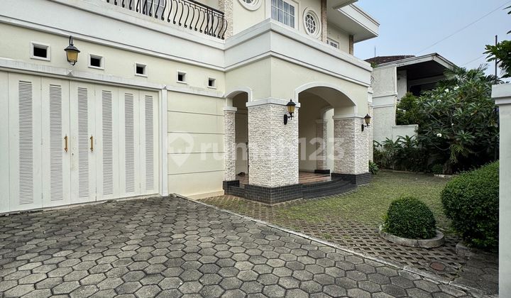 Dijual Rumah Mewah di Pondok Indah Jakarta Selatan