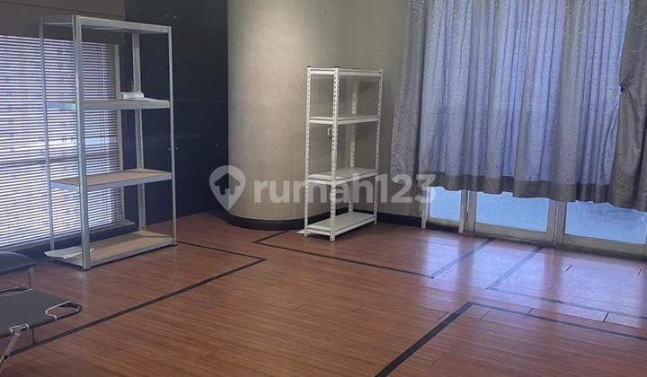 Dijual Office di Belleza Tower 