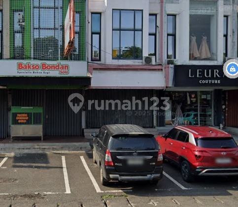 For Rent 2-Story Shop House Ready to Use in Kelapa Hibrida, North Jakarta