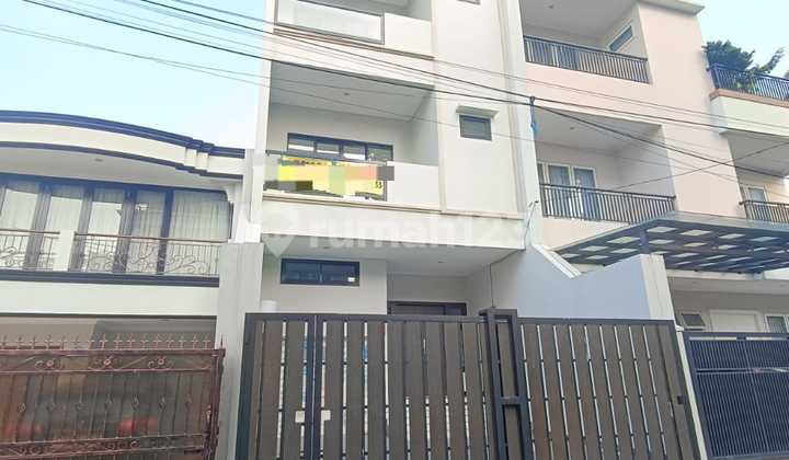 Dijual Rumah Minimalis 3 Lantai Di Gading Pandawa Kelapa Gading 1