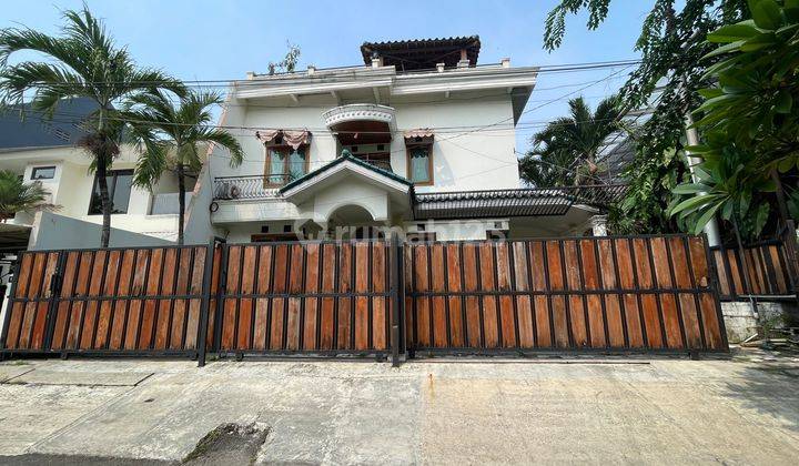 Dijual Rumah Bagus 3 Lantai Siap Pakai Di Puloams Jakarta Timur 1