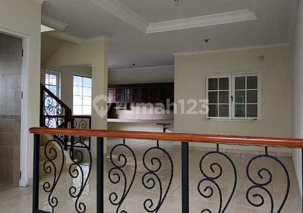 For Sale, Ready-to-Occupy House in Gading Grande Residence