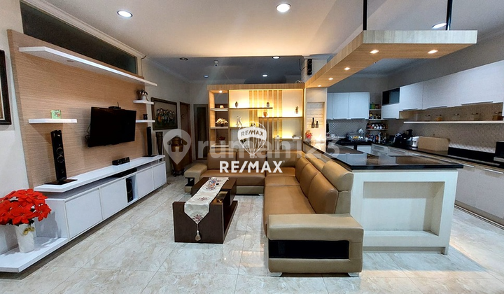 Dijual Rumah Komersil di Sunter dengan Bisnis Kost Dijual Rumah Komersil di Sunter dengan Bisnis Kost