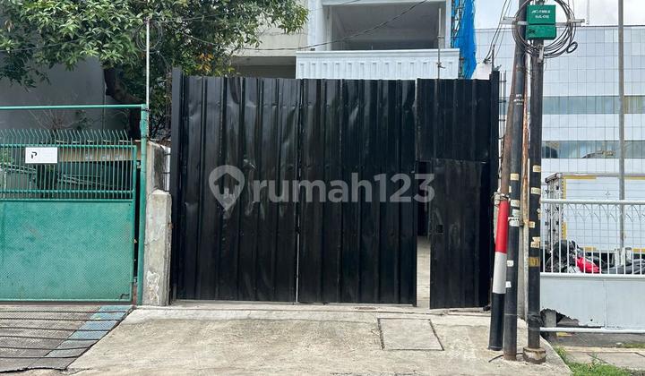 For Sale Residential House in Jembatan Lima, West Jakarta 1