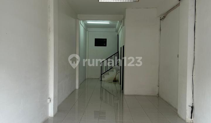 Disewakan Ruko 3.5 Lantai Di Area Menteng Jakarta Pusat Disewakan Ruko 3.5 Lantai Di Area Menteng Jakarta Pusat