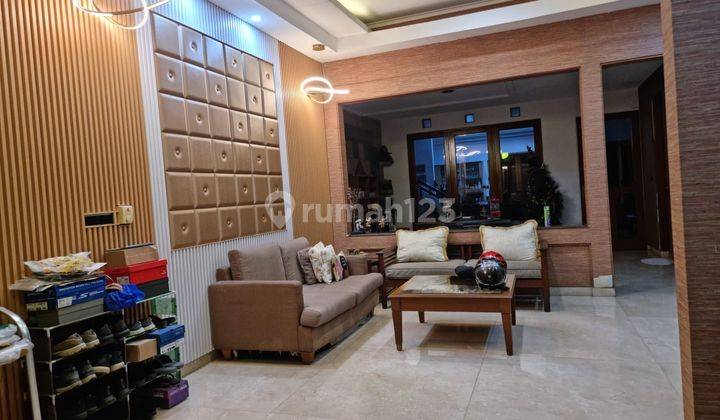 Dijual Rumah 3 Lantai Dalam Komplek Cipinang Elok Jakarta Timur 2