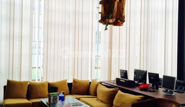 Four-Story Corner House in Kelapa Gading, Nias, North Jakarta