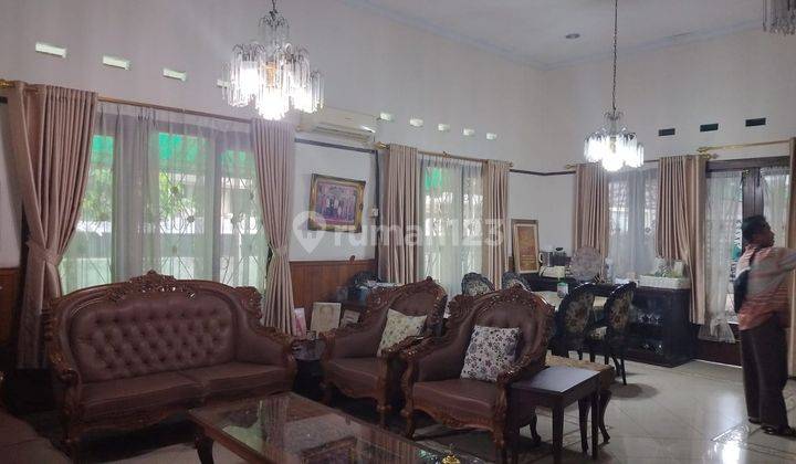 Dijual Rumah Hoek Di Pejompongan Jakarta Pusat 1