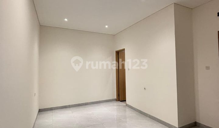 For Sale 1.5-Story House in Kelapa Puyuh, Kelapa Gading