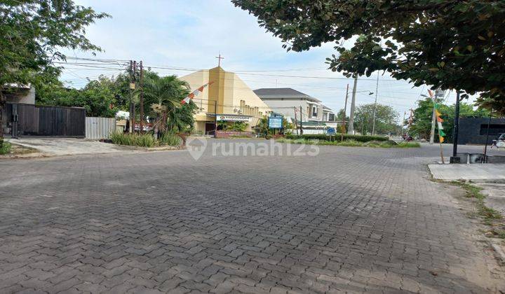 rumah di jual purianjasmoro akses sangat lebar datar 2