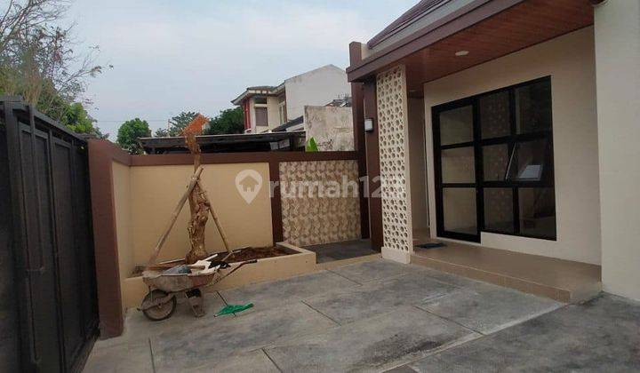 Rumah Mewah 1 Lantai Manyaran Semarang Barat 2