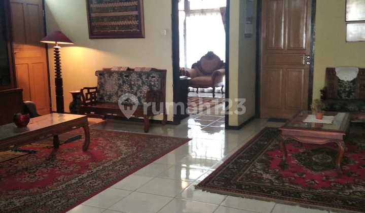 Rumah Turun Harga di Turangga LM 20 meter Strategis pusat Kota Bandung dekat Buah batu Rumah Turun Harga di Turangga LM 20 meter Strategis pusat Kota Bandung dekat Buah batu