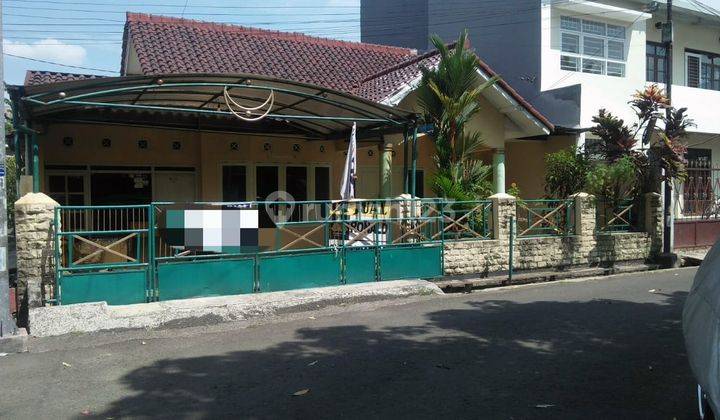 Rumah Strategis di Ciateul Pusat Kota Bandung  1