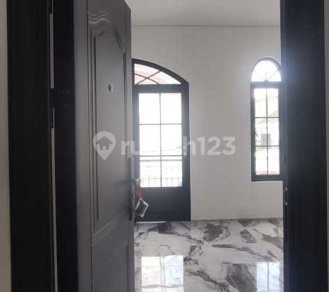 Rumah Baru MINIMALIS di Sayap BKR Buah Batu Turangga Kota Bandung 