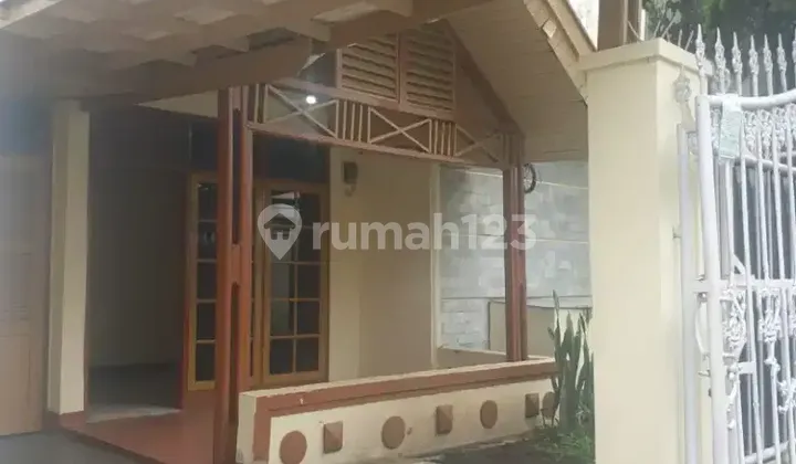 Jual Cepat Rumah Siap Huni Strategis di Turangga dekat Bauh batu Kota Bandung Jual Cepat Rumah Siap Huni Strategis di Turangga dekat Bauh batu Kota Bandung
