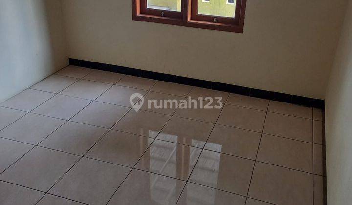 Harga Murah Rumah Hook di Komp Gbr Haji Gofur Cimahi Bandung 2