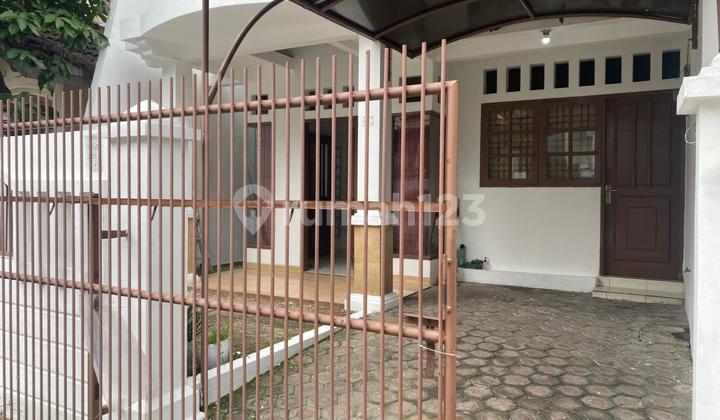 Jual Cepat! Rumah Strategis Dago Cigadung Kota Bandung