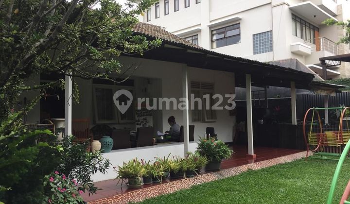 Hayu Survey!! Rumah Strategis di Sayap Dago Pusat Kota Bandung Hayu Survey!! Rumah Strategis di Sayap Dago Pusat Kota Bandung