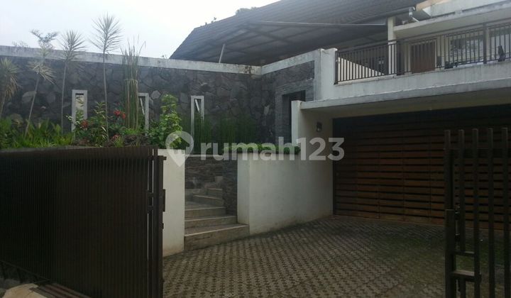 Rumah Lux Premium Terawat Lokasi Padasuka Dekat Saung Udjo 1