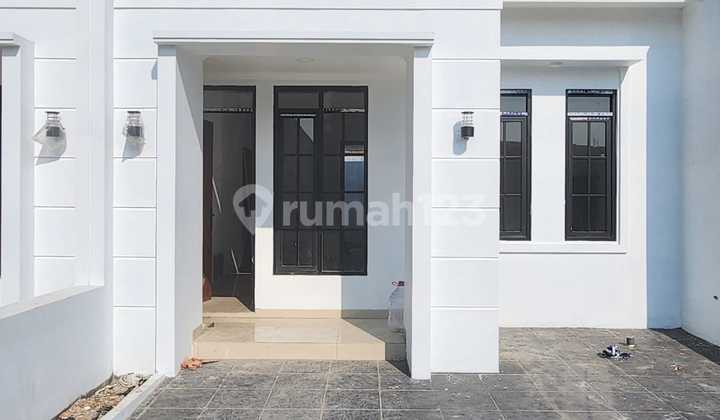 Ready-to-Occupy New House Behind Podomoro Park 2