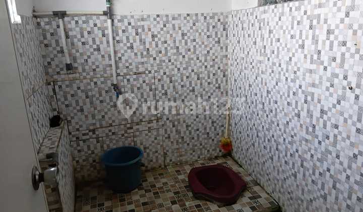 MURAH! Dijual RUMAH Dan Kosan 3 Lantai Kokoh Dekat BORMA KERKOF 2