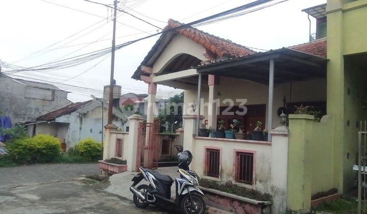 Murah! Dijual Cepat Rumah Luas 130 Komplek Dekat Cipageran