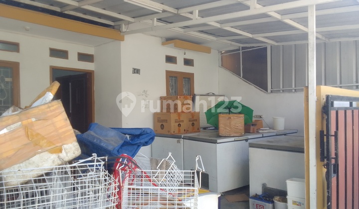 teras dijual bu 300 jutaan rumah