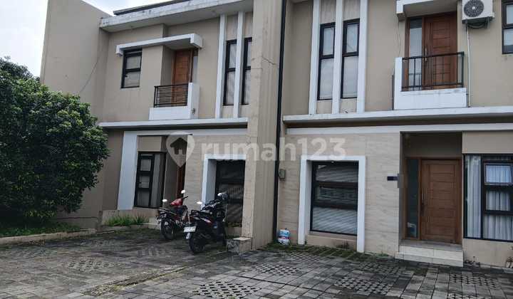 Dijual Rumah Cantik Siap Huni Di Sukahaji Bandung