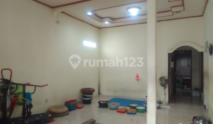 Cheap! Quick Sale Spacious 130 House Complex Near Cipageran 2