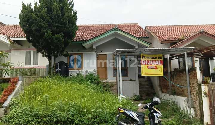 Murah Banget! Dijual Rumah Luas 135 Mainroad Komplek Cipageran 