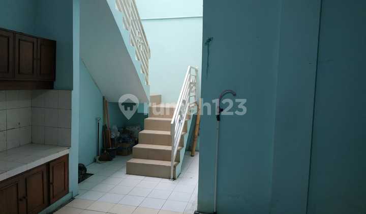 Dijual Rumah Lokasi Pinggir Jalan Komplek Puri Cipageran Cimahi