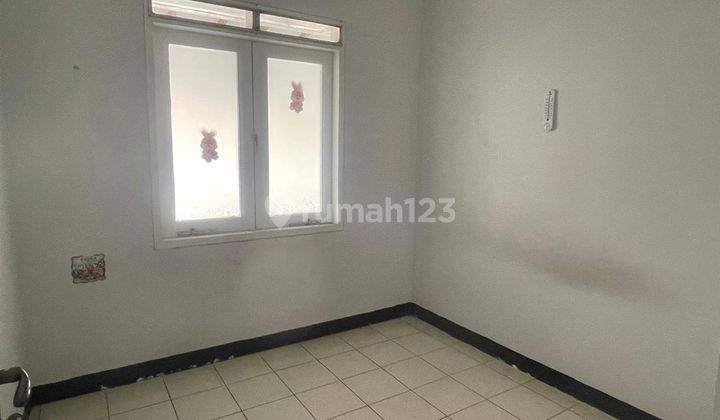 Sewa Rumah Minimalis di Banyak Sumba Hook Kota Baru Parahyangan 2