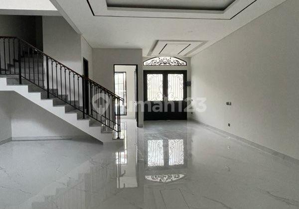 american style house in dharmahusada indah, east surabaya