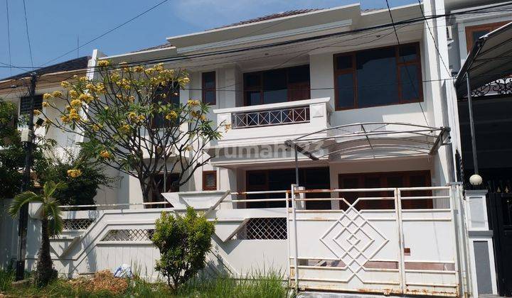 Rumah Manyar Kertoadi Lt180m2 Surabaya Timur Baguuuss 1