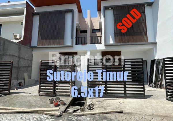 RUMAH MINIMALIS TROPICAL SUTOREJO INDAH SURABAYA TIMUR RUMAH MINIMALIS TROPICAL SUTOREJO INDAH SURABAYA TIMUR
