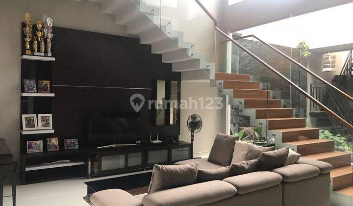 Dijual Rumah di Kedung Baruk
Rungkut
Surabaya Timur
MERR Baru 3