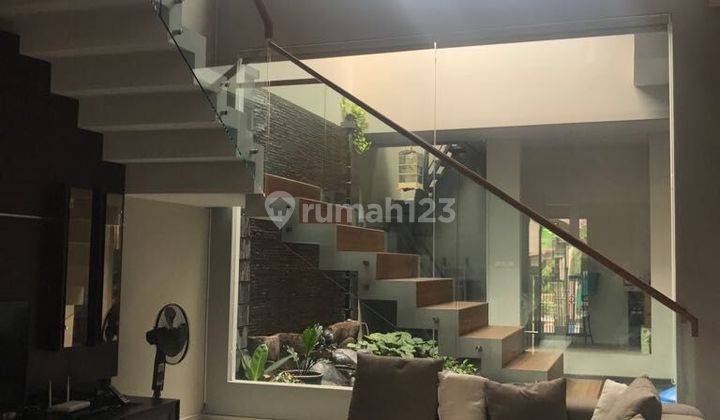 Dijual Rumah di Kedung Baruk
Rungkut
Surabaya Timur
MERR Baru 6