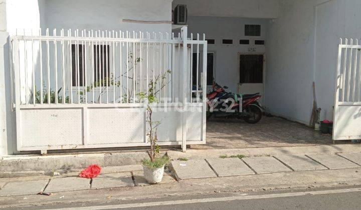 Rumah Minimalis Cempaka Putih Akses 2 Mobil Siap Huni Hadap Selatan 2