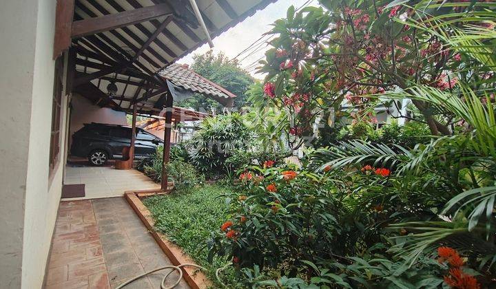 Rumah Masih Kokoh Siap Huni Lokasi Premium Di Cempaka Putih 
 2