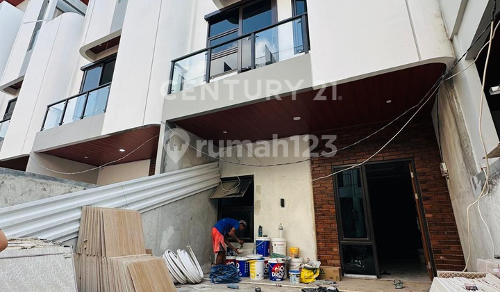 Rumah Cluster Eksklusif Murraya Residence Di Jalan Kemuning Utan Rumah Cluster Eksklusif Murraya Residence Di Jalan Kemuning Utan