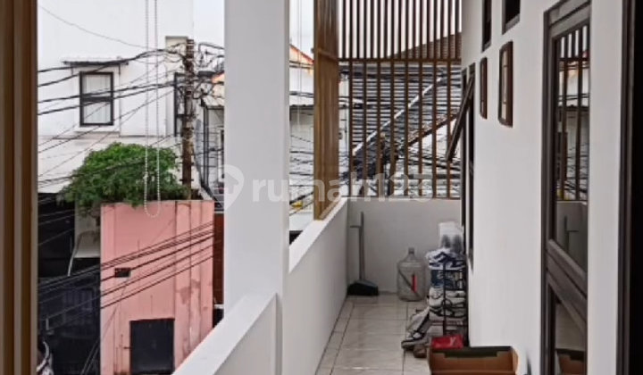 Passive Income from a Strategic Boarding House in Matraman 2